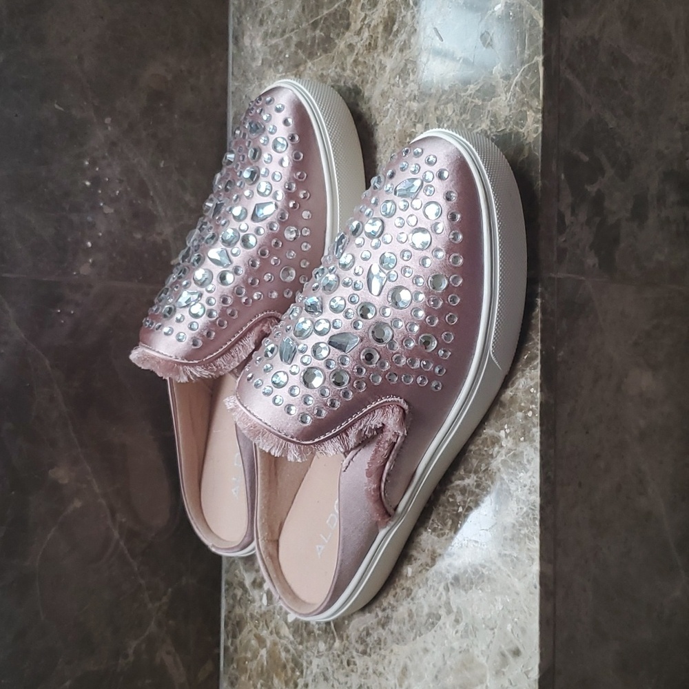 Aldo Slippers sz 6.5